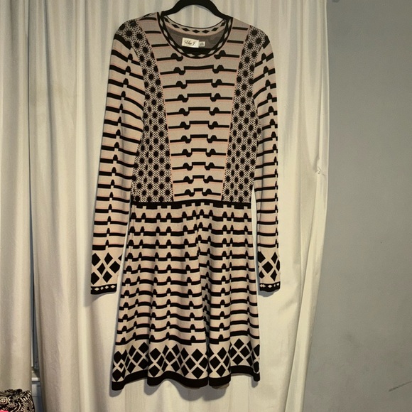 Eliza J Artwork Jacquard Sweater Dress Long Sleeve Fit & Flare size Large NWT - Picture 4 of 9